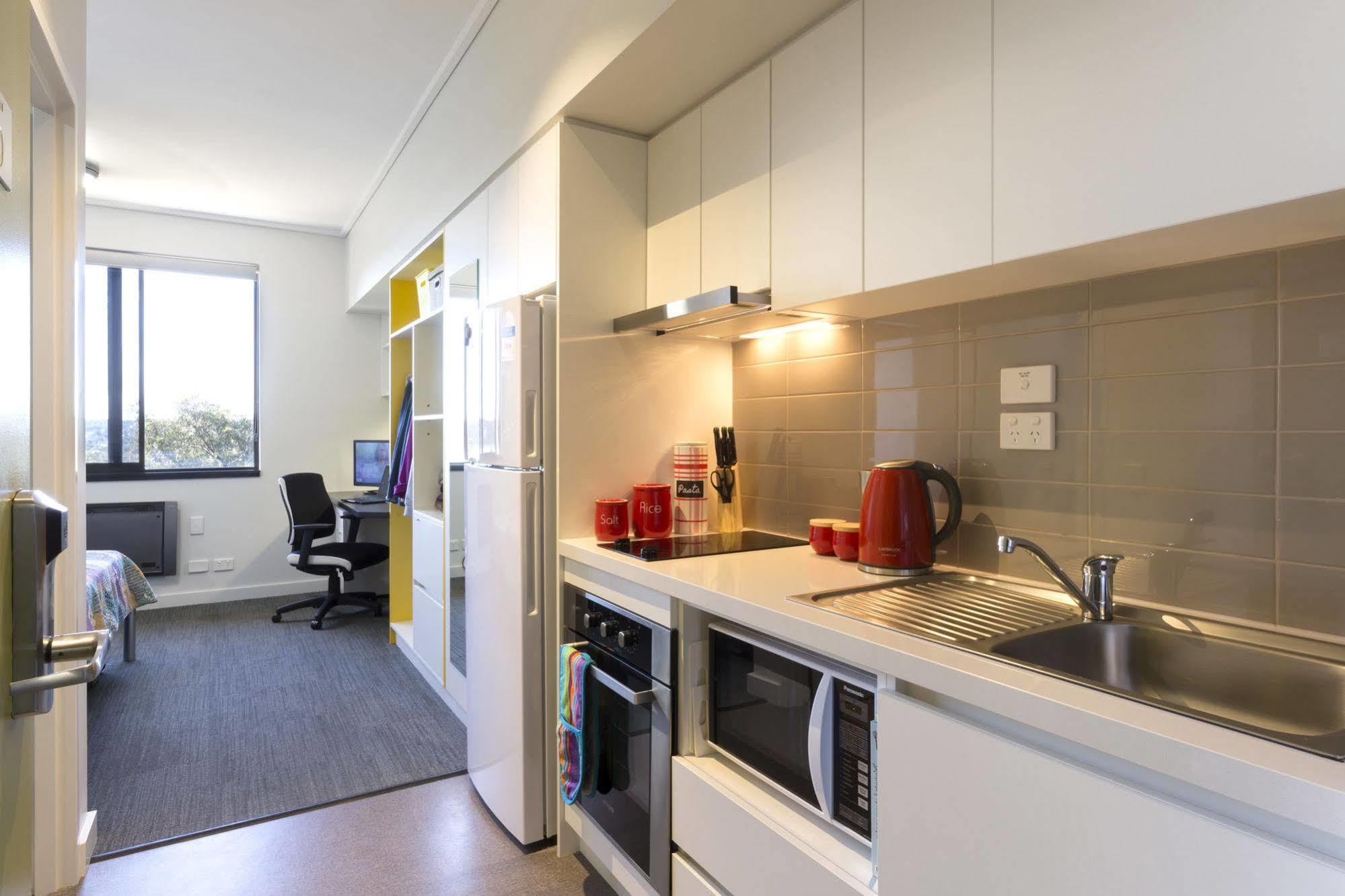 Ecu Joondalup Hostel Perth Exterior photo
